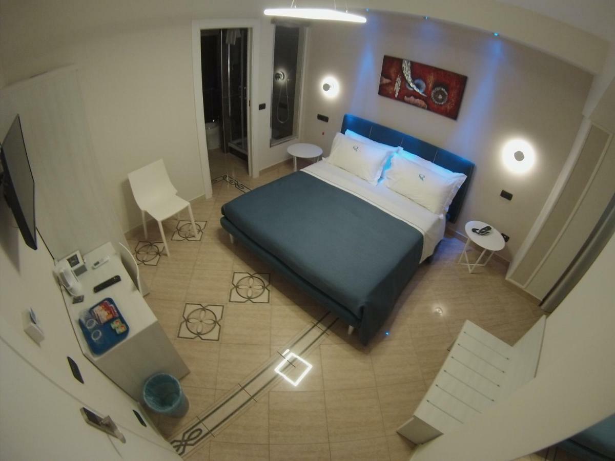 Sonevi Rooms Неаполь Экстерьер фото