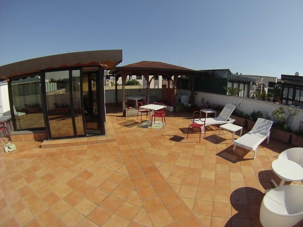 Sonevi Rooms Неаполь Экстерьер фото